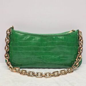 ZARA Green Croc Embossed Gold Chunky Chain Shoulder Bag